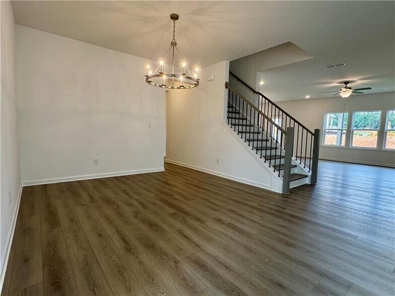 Building Photo - 5441 Hargrove Way