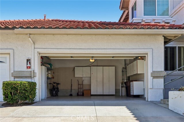 Building Photo - 10 Pantano