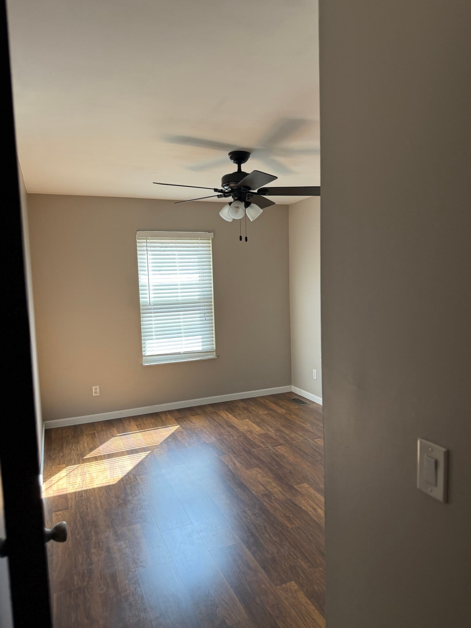1 of 2 upstairs bedrooms - 5020 Brittany Downs Dr