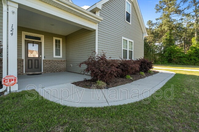 Building Photo - 124 Rocking Horse Ln