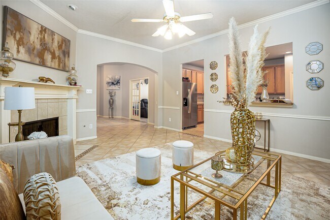 Building Photo - 1631 Crescent Shores Ln