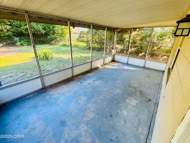 Building Photo - 1606 Fairland Ave