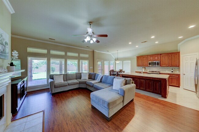 Building Photo - 13506 White Cloud Ct