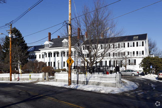 Primary Photo - Rogers Hall