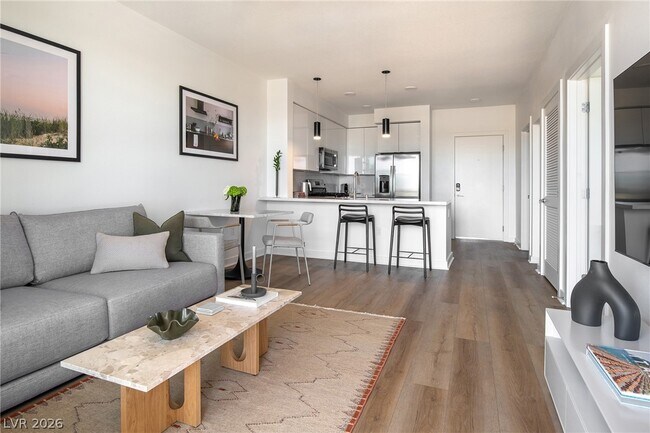 Building Photo - 11055 S Las Vegas Blvd