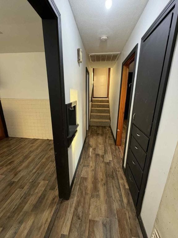 Building Photo - 910 N 14th St