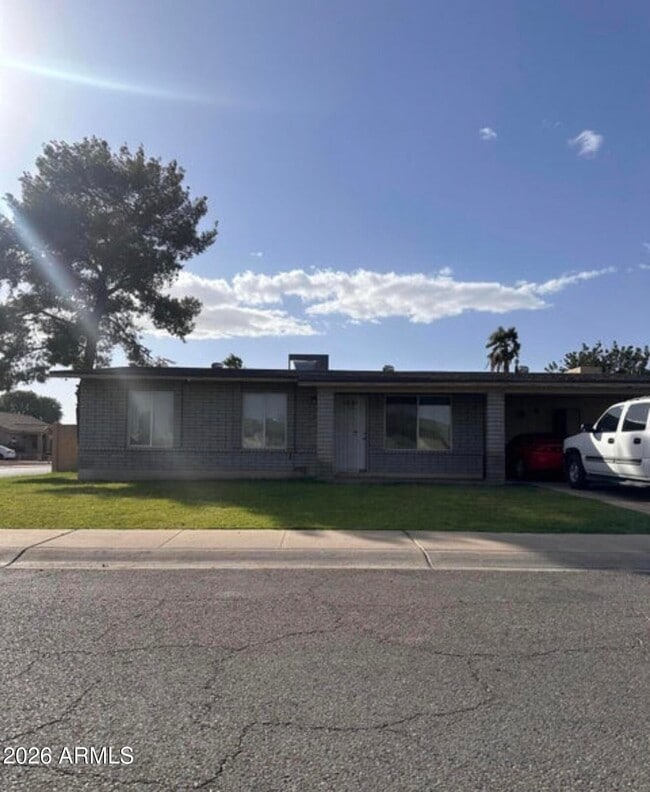 Building Photo - 2916 N 87th Ln