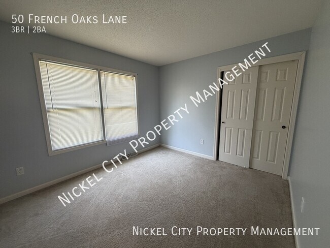 Building Photo - 50 French Oaks Ln