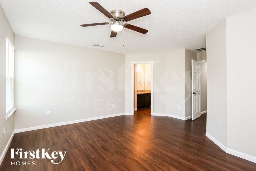 Building Photo - 78295 Saddle Rock Rd