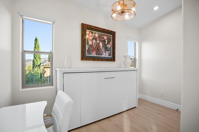 Building Photo - 424 Agua Vista Dr