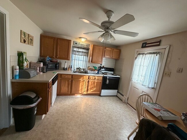 Building Photo - Grange building