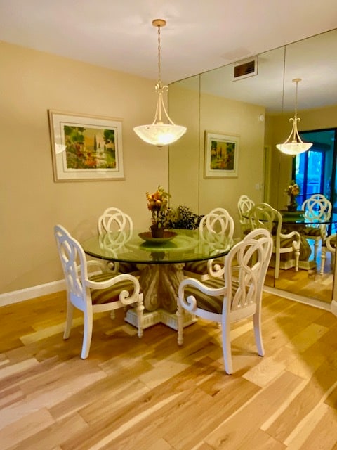 Building Photo - 7032 Pelican Bay Blvd