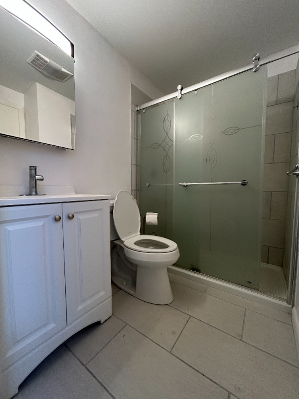 Building Photo - 6 Ternay Garden St