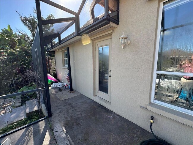 Building Photo - 4727 Spinnaker Dr