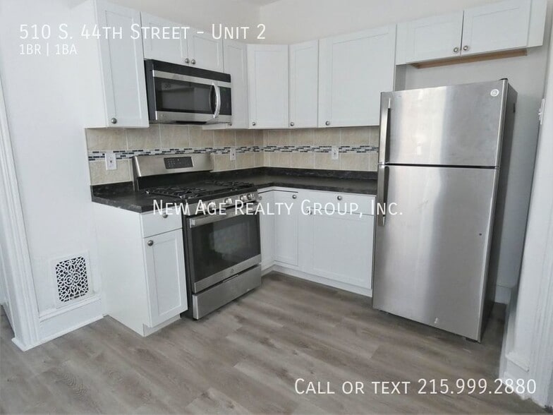 Building Photo - 510 S 44th St