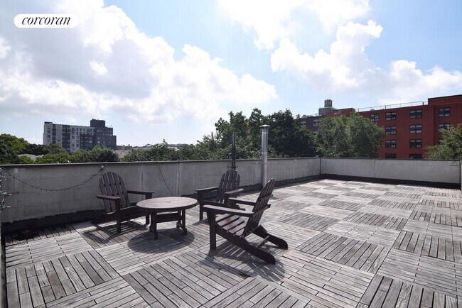 Building Photo - 838 Herkimer St