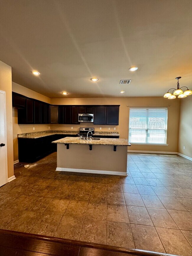 Building Photo - 3BD/2BA House for Lease in Magnolia Lakes - Close to LSU