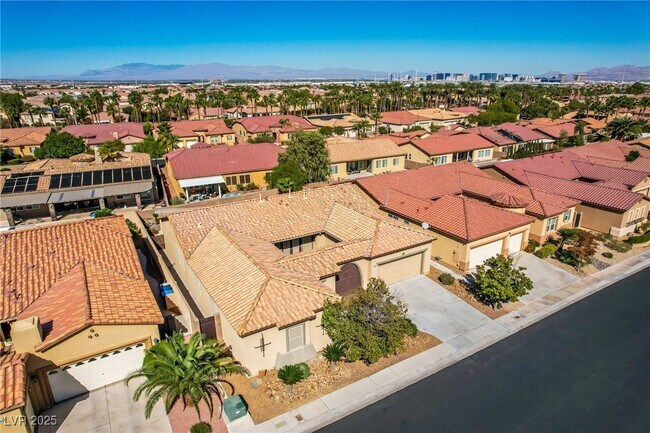 Building Photo - 7232 Frontier Hills Ave