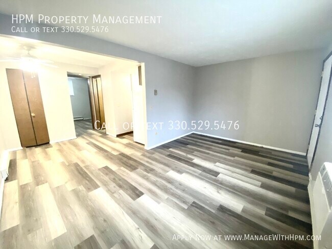 Building Photo - 1821 Ferndale Rd NW