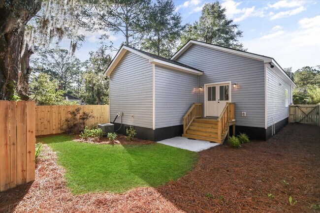 Building Photo - 5404 Mildred St