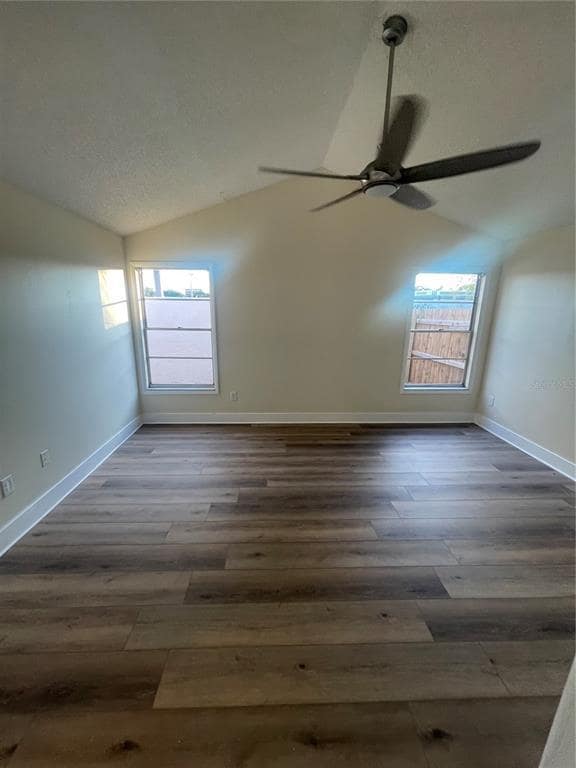 Building Photo - 10813 Venice Cir