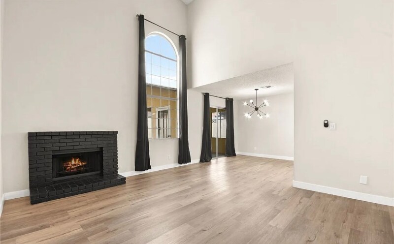 Building Photo - 2793 Sandy Fls Wy