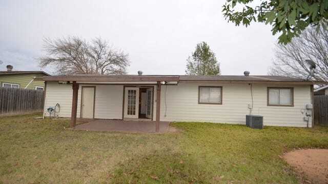 Building Photo - 405 WESTCHESTER-