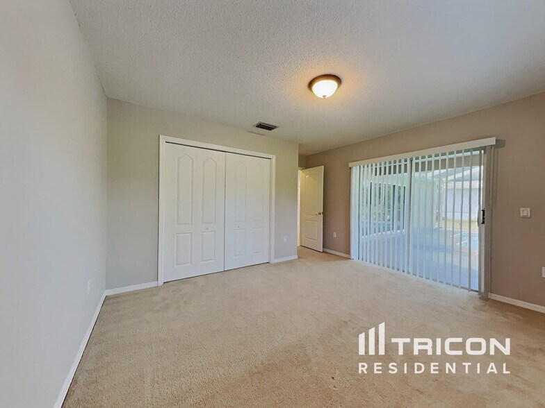 Building Photo - 7419 Valley Ct