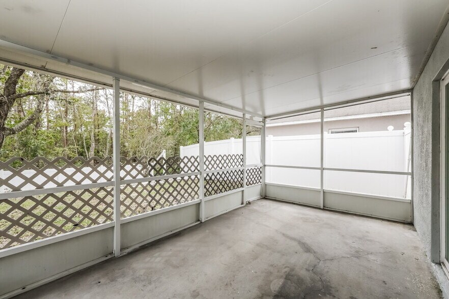 Building Photo - 30426 Birdhouse Dr