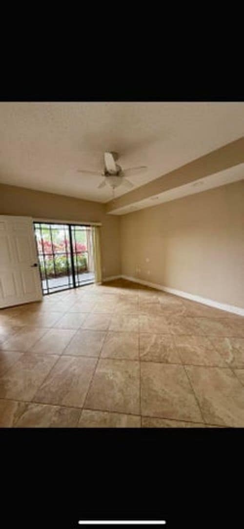 Building Photo - 2916 Tuscany Ct