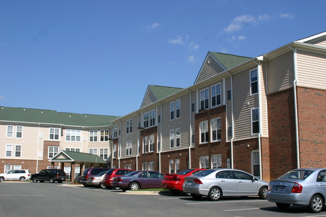 Building Photo - Sandston Plateau Senior Apartments