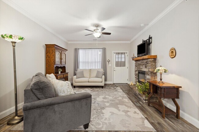 Building Photo - 235 Bishop Cap Cir