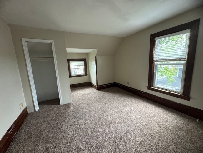 Building Photo - Village of Carthage 3/4 Bedroom / 1.5 Bath...