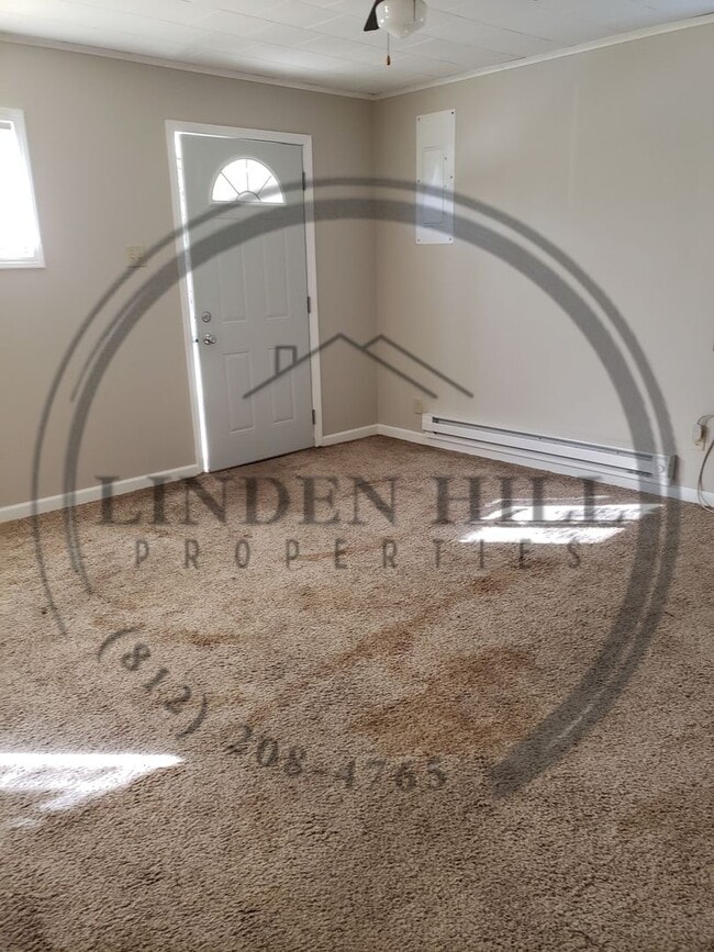 Building Photo - 2310 E Florence Ave