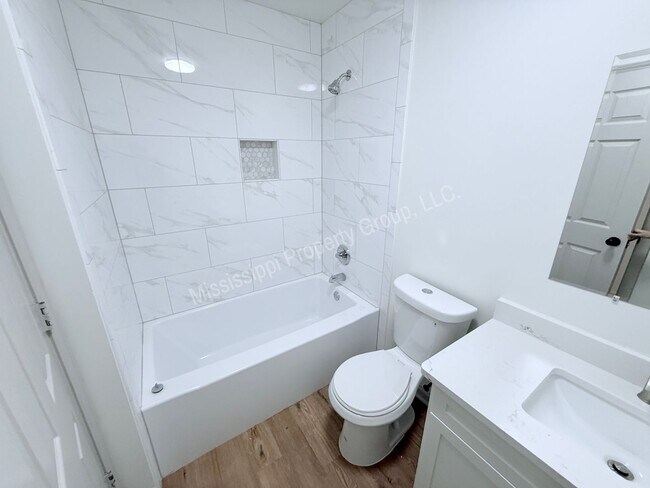 Building Photo - 3BR/3BA For Rent Short Term