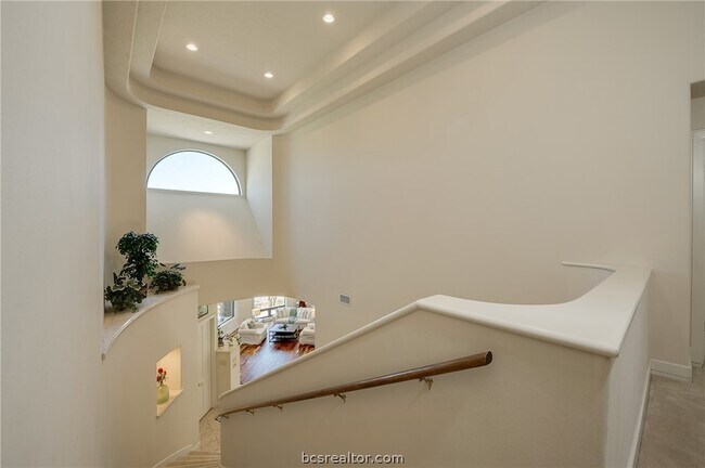 Building Photo - 4776 Stonebriar Cir