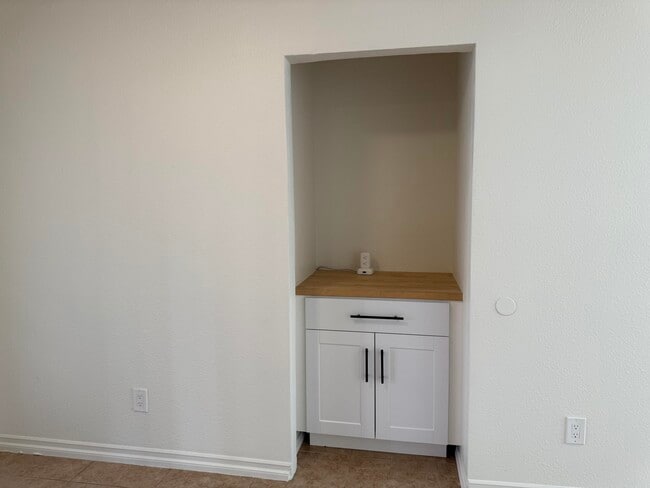 Building Photo - 52395 Avenida Carranza