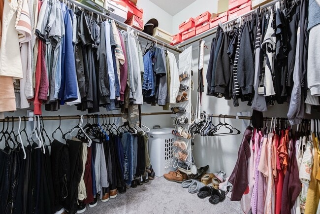 Building Photo - 3327 Etring Ln