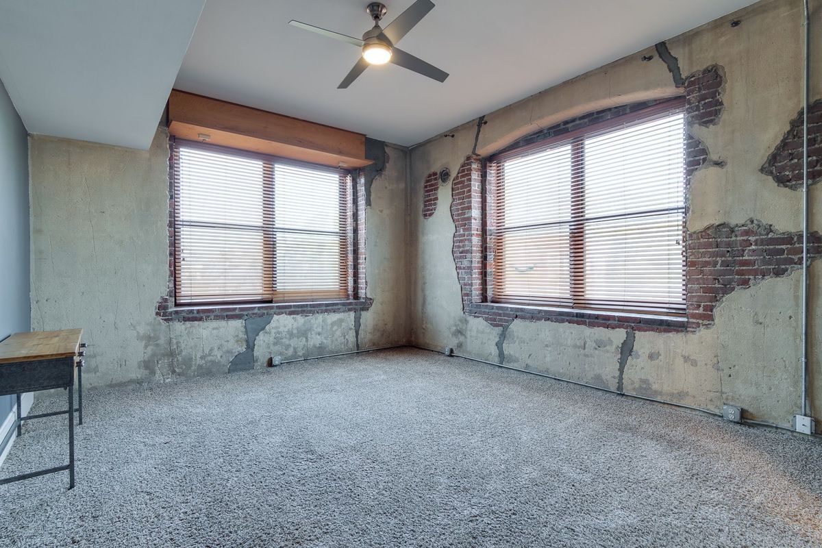 Building Photo - 202 GE Patterson Ave