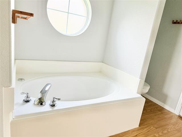 Building Photo - 8364 Fall Crest Dr