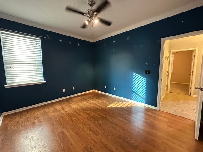 Building Photo - Adorable Home in Prime Location!