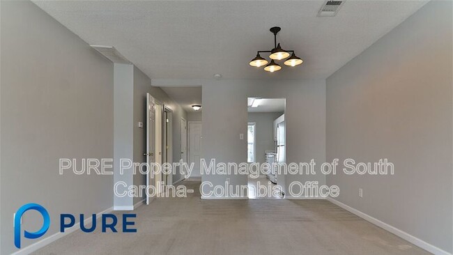 Building Photo - 323 Twin Eagles Dr