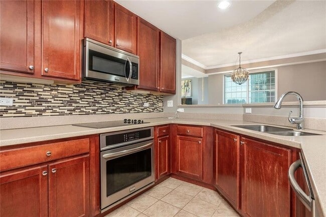 Building Photo - 285 Centennial Olympic Park Dr NW