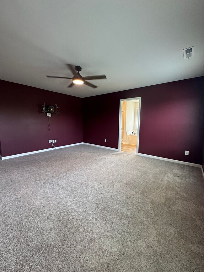 Building Photo - 203 Rye Cir