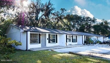 Building Photo - 333 S Osceola St