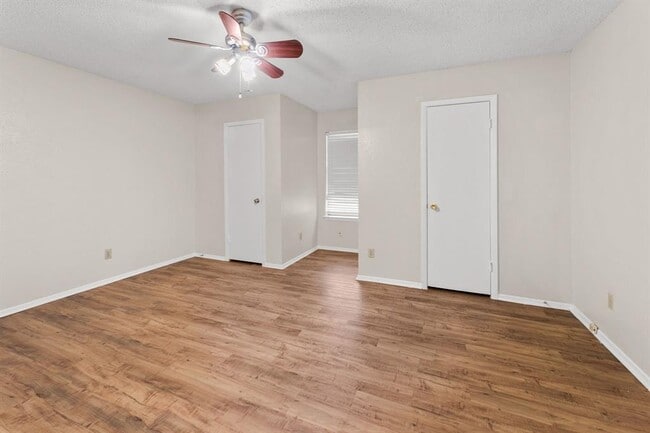 Building Photo - 818 Sirocco Dr