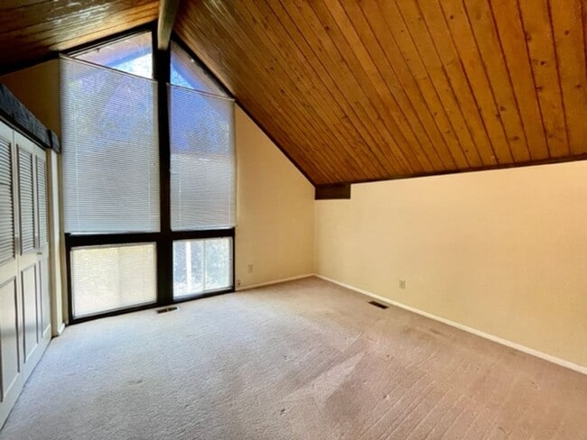 Building Photo - 9537 E Chenango Ave