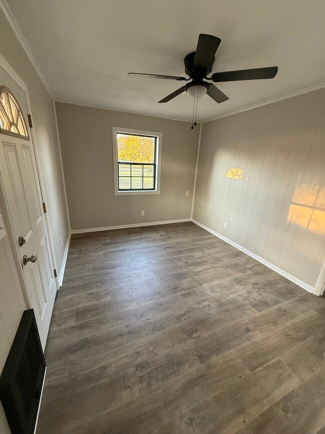 Building Photo - 616-622 14th St Quadplex