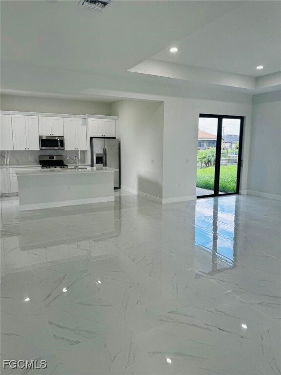 Building Photo - 1005 SW 11th Ct