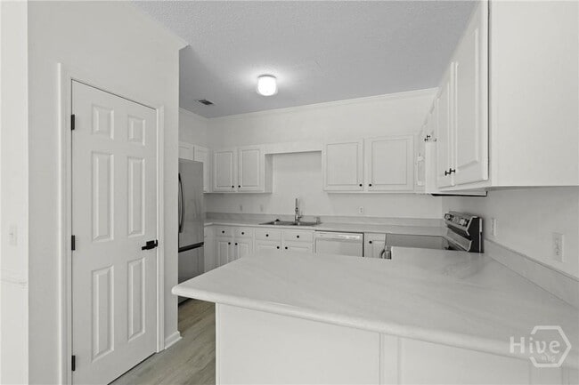 Building Photo - 400 Tibet Ave